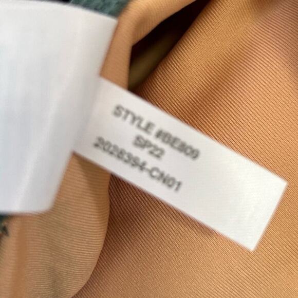 J. Crew Green Ribbed Square Neck One-Piece Swimsuit NWT Size 24 - Picture 10 of 13